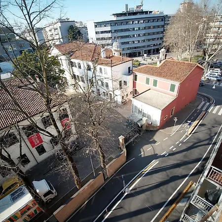 Apartamento Sunlit-balcony *